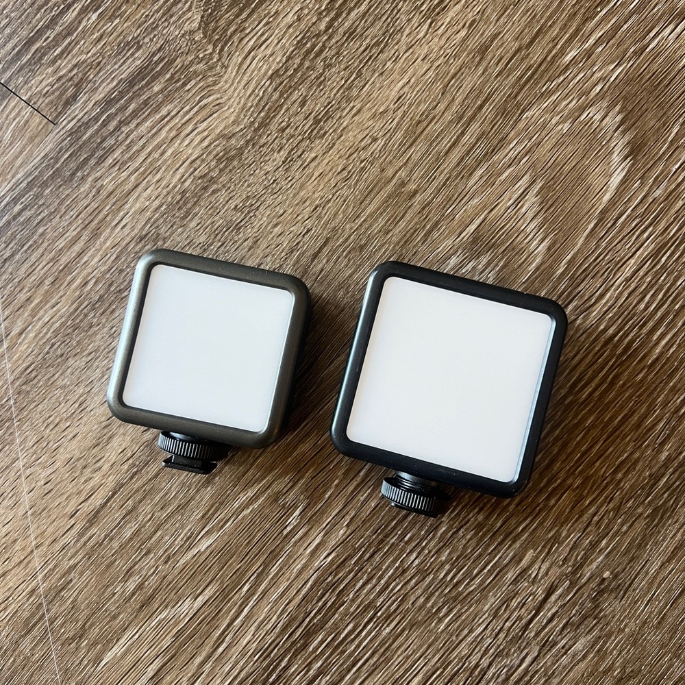 2 led lights - adjustable warmth and colors both work
